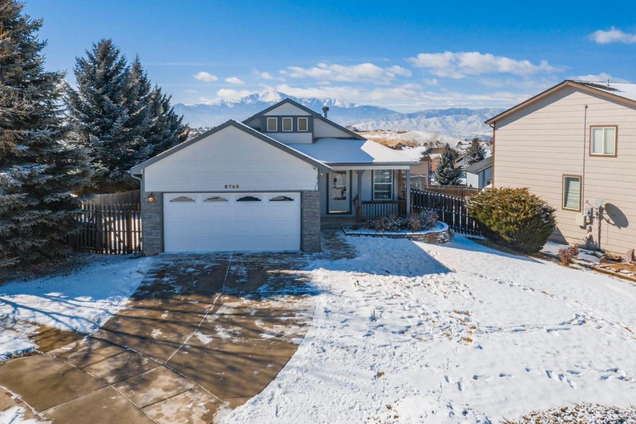 Cozy 4Br House With Peak Views In Colorado Springs Villa Bagian luar foto