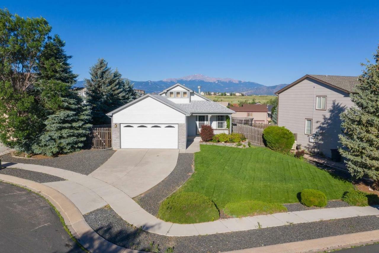 Cozy 4Br House With Peak Views In Colorado Springs Villa Bagian luar foto